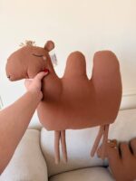 عروسک شتری پارچه ای